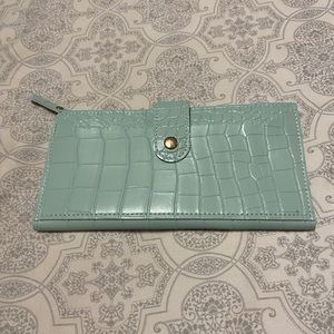 5/$10 | SHEIN | Mint Green Faux Leather Wallet